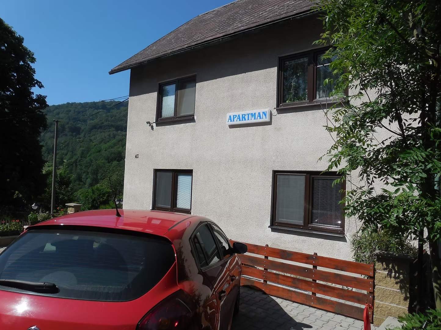 Apartmán je v našem domě